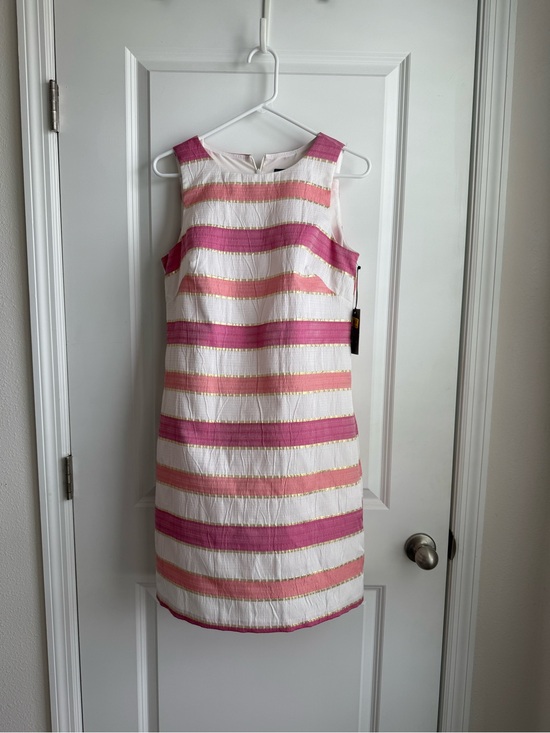 Vince Camuto Dresses & Skirts - Vince Camuto NWT Metallic Stripe Brocade Shift Dress Sz 6